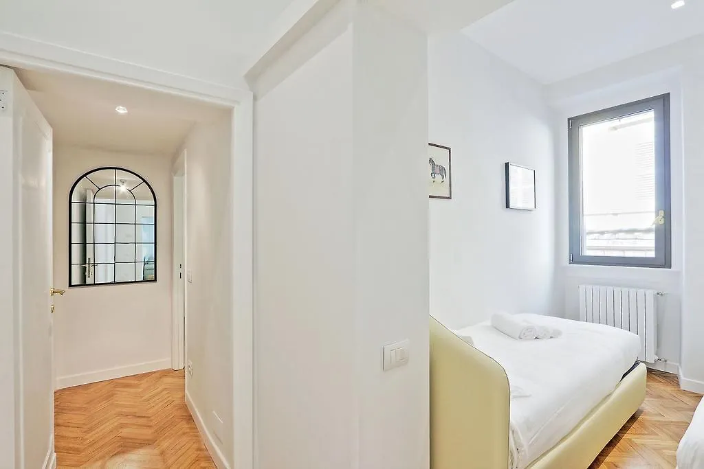 Fiori Charme - My Extra Home Rome 0*,